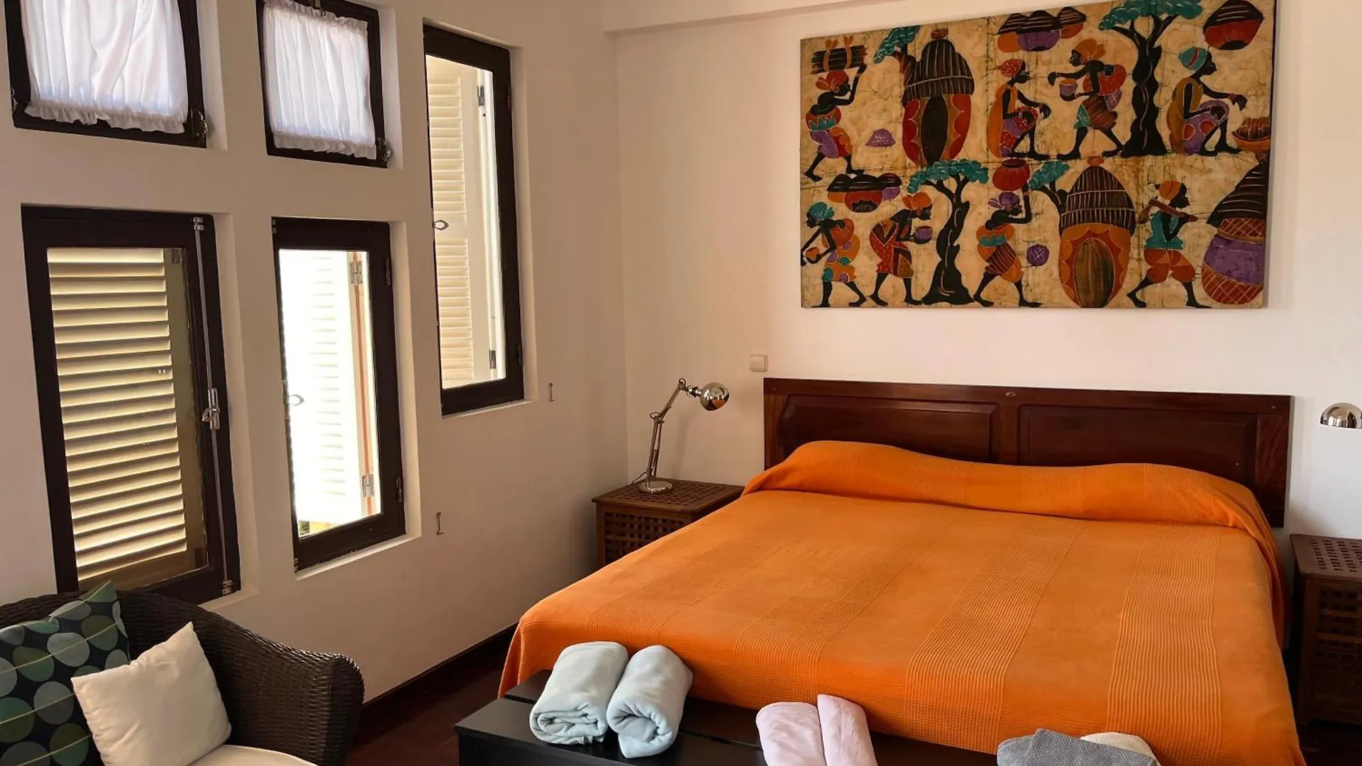 Vila Mira Mar Mindelo 2*,