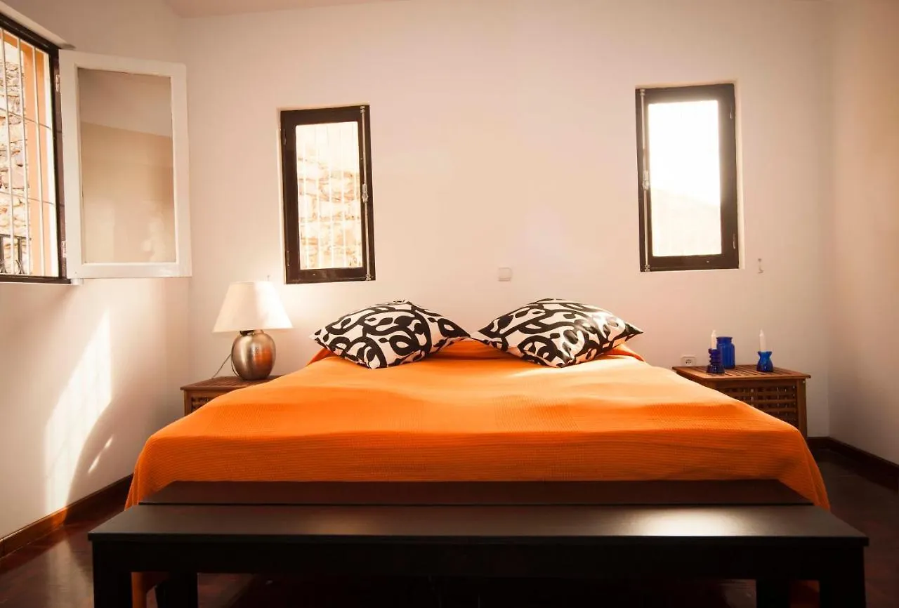 Vila Mira Mar Mindelo 2*,  Cabo Verde